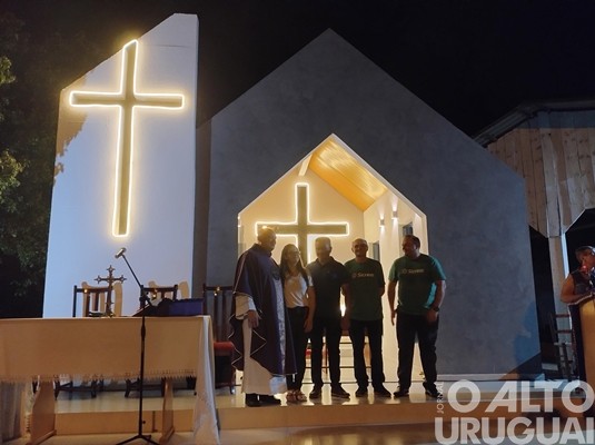 Inaugurado oratório de Nossa Senhora da Salete em FW