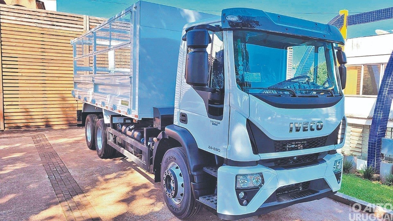 Administração de Seberi adquire novo caminhão para coleta de lixo