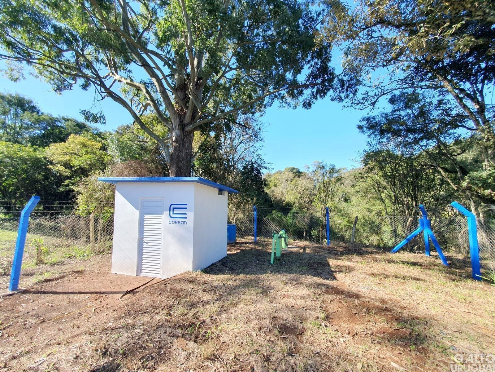 Caminhões-pipa abastecem Alpestre durante manutenção de adutora