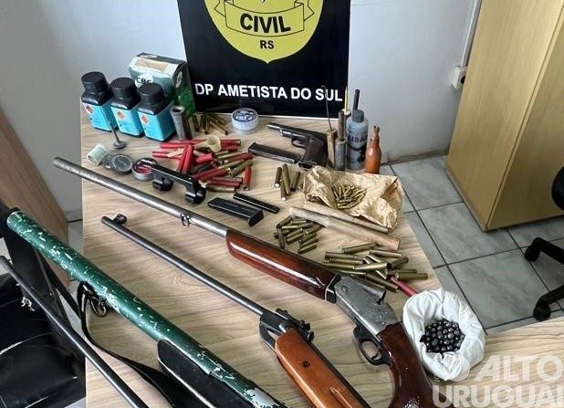 Polícia Civil apreende armas em Ametista do Sul