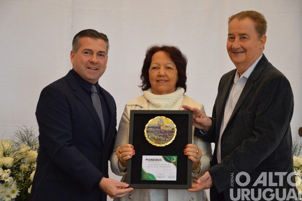 Câmara de Vereadores de Seberi homenageia pioneiros