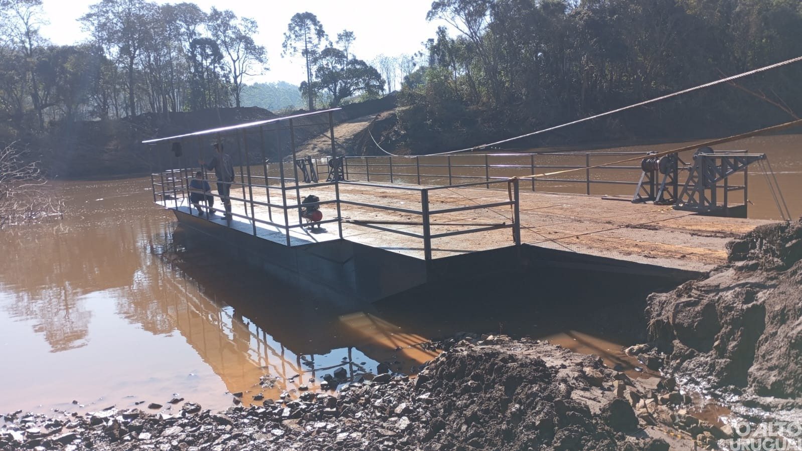Balsa já está sendo instalada no município de Rodeio Bonito