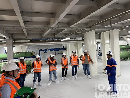 JBS apresenta a estrutura da fábrica de ração em Seberi