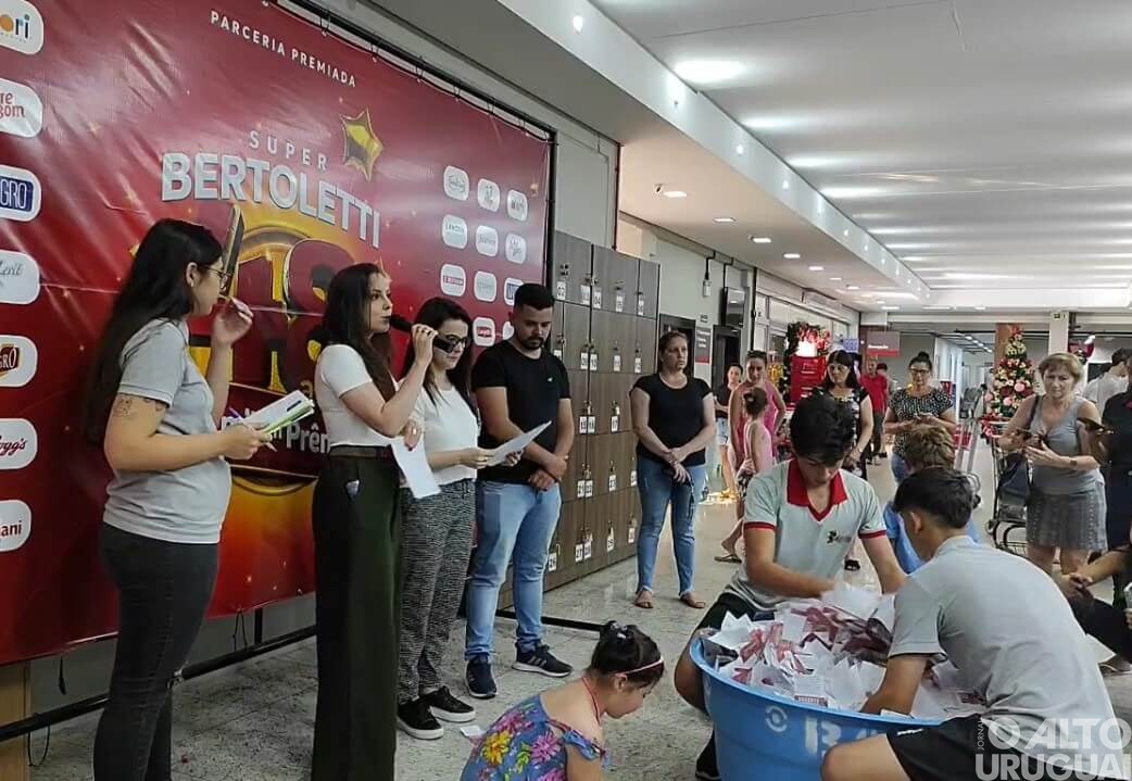 Bertoletti realiza terceiro sorteio da Parceria Premiada