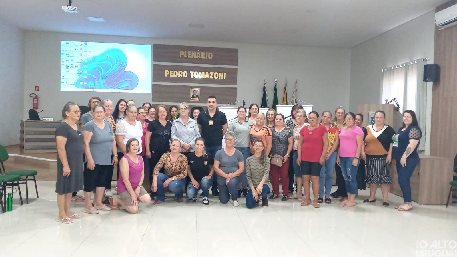 Encontro sobre o Agosto Lilás é realizado em Rodeio Bonito