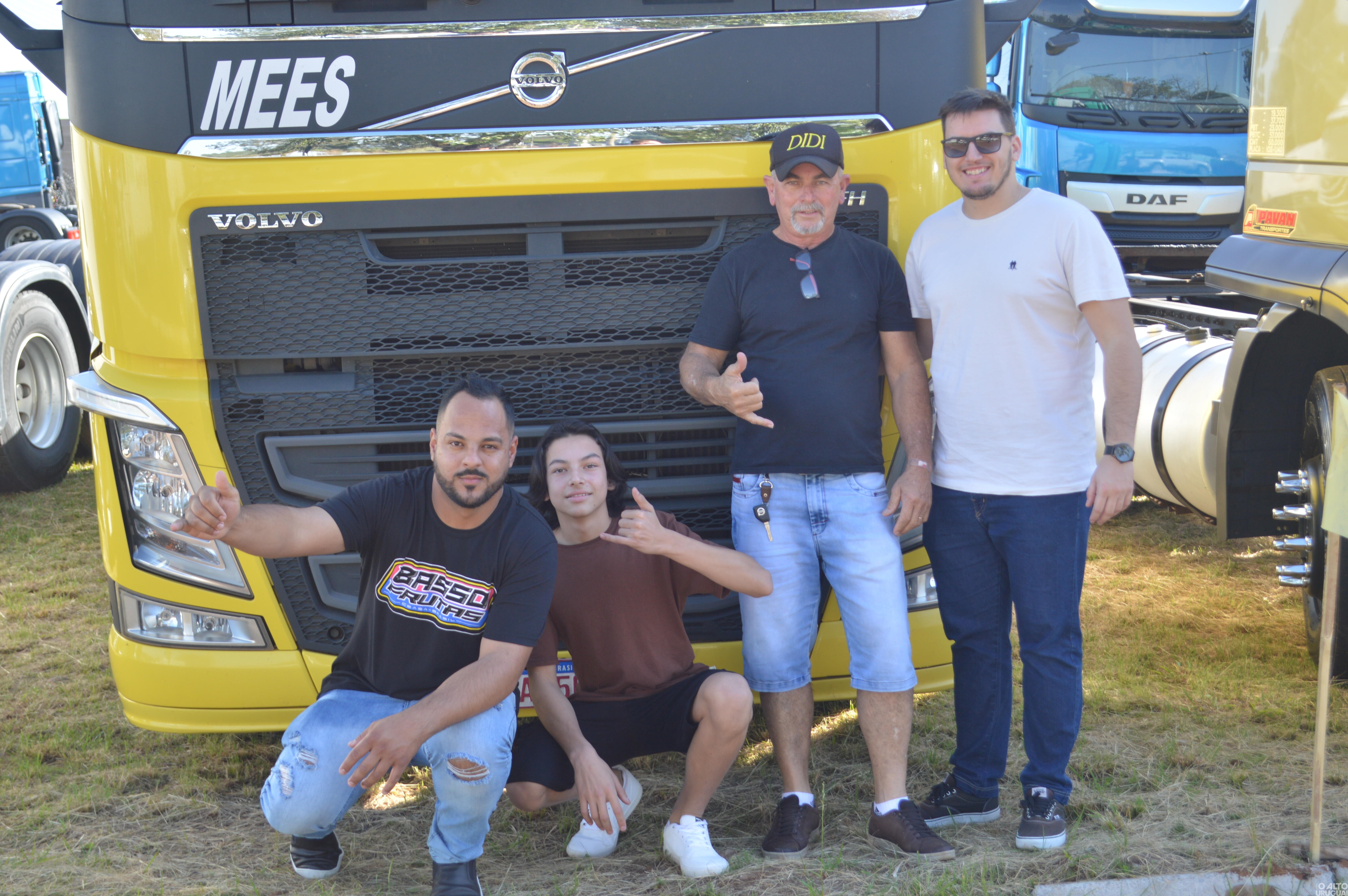 Festa em homenagem a São Cristóvão reúne centenas de pessoas em FW