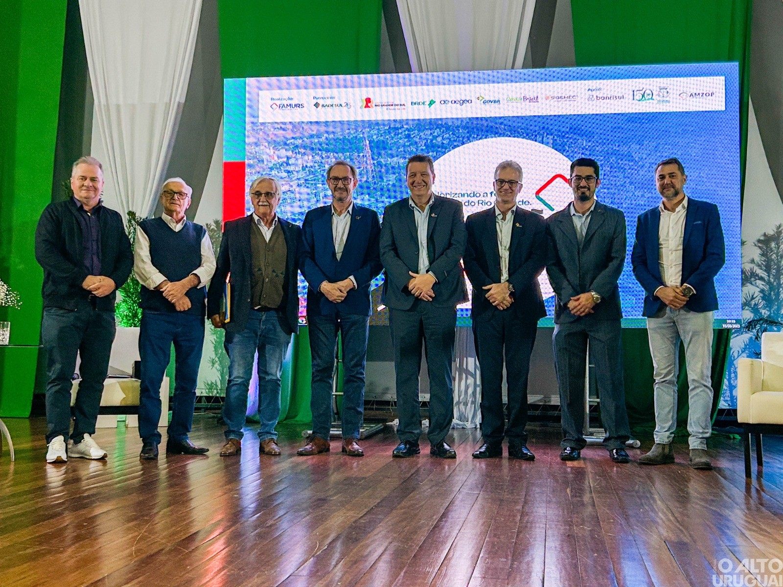 Famurs elenca temas importantes para o desenvolvimento dos municípios em evento