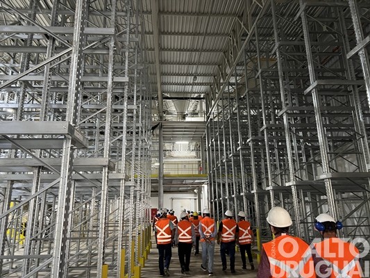 JBS apresenta a estrutura da fábrica de ração em Seberi