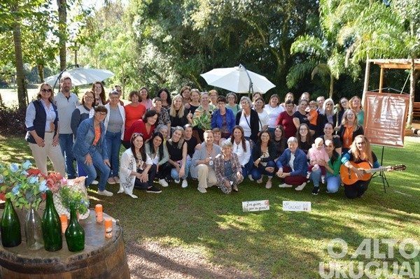Curso de jardinagem da Emater de FW culmina em visita técnica