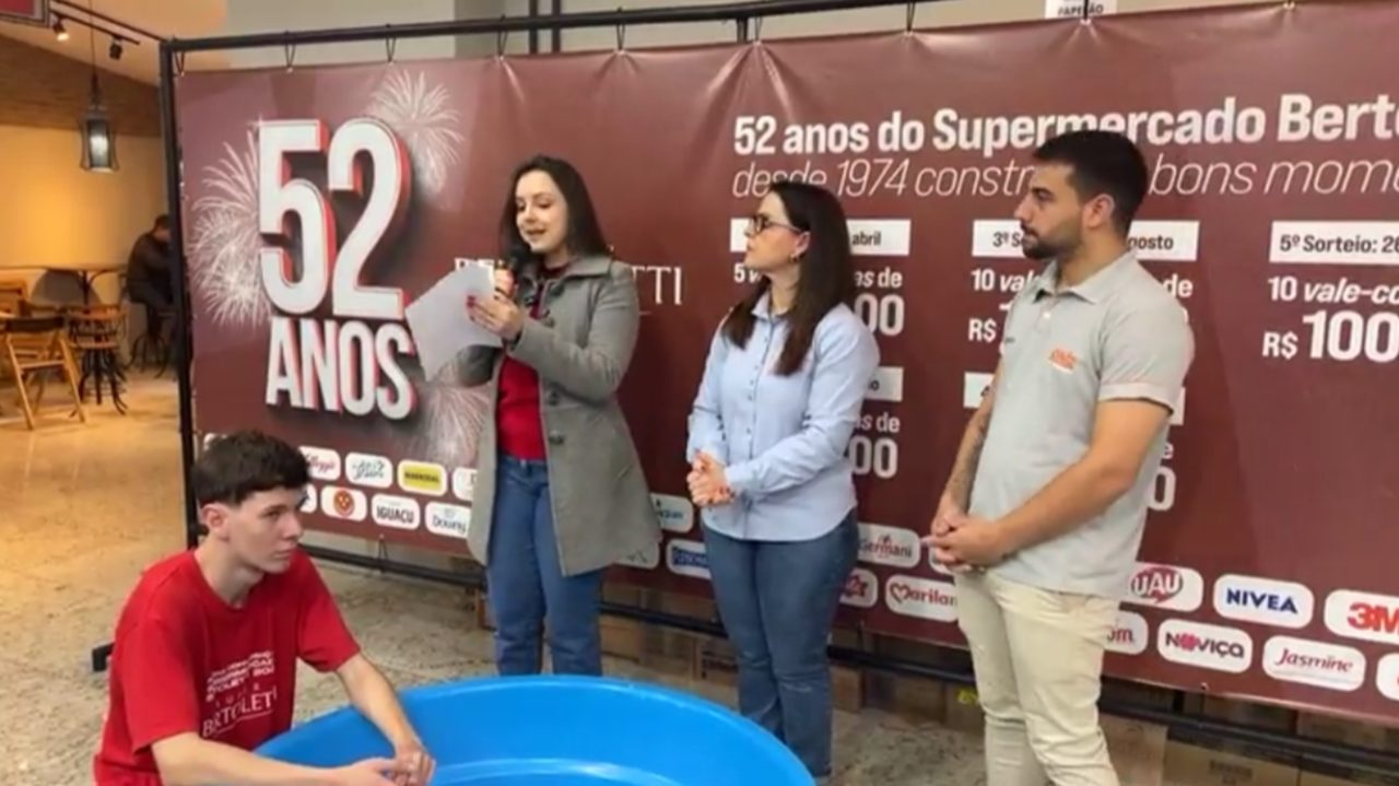 Super Bertoletti sorteia 10 vales-compras de R$ 1 mil