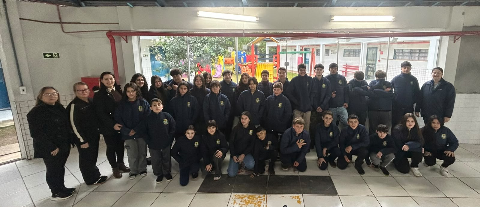 Cristal do Sul entrega uniformes para 260 estudantes da rede municipal