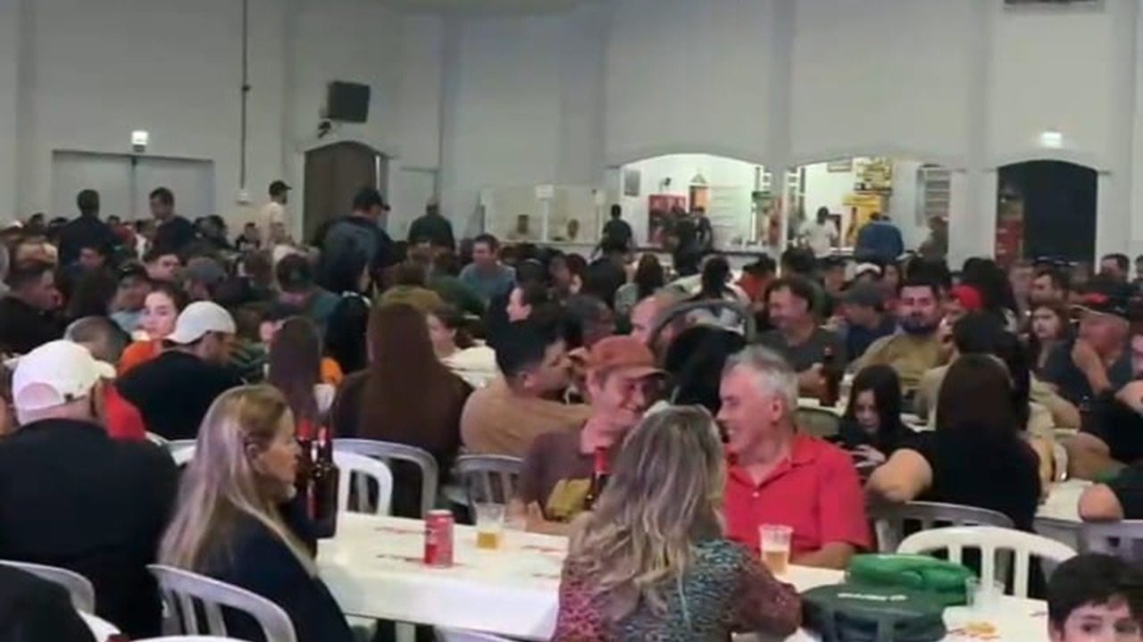 Sem eles, nada existiria: Jantar do Garimpeiro reúne multidão em Ametista do Sul