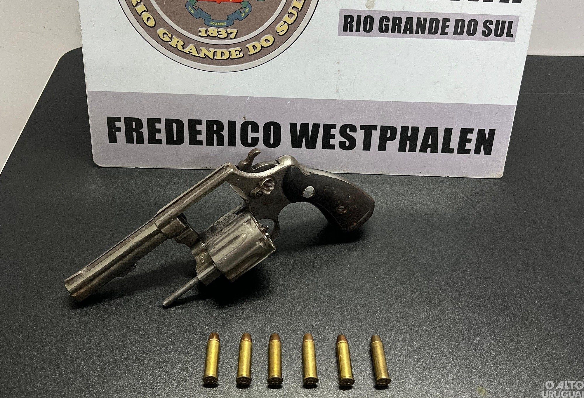 BM prende homem por posse irregular de arma em Frederico Westphalen