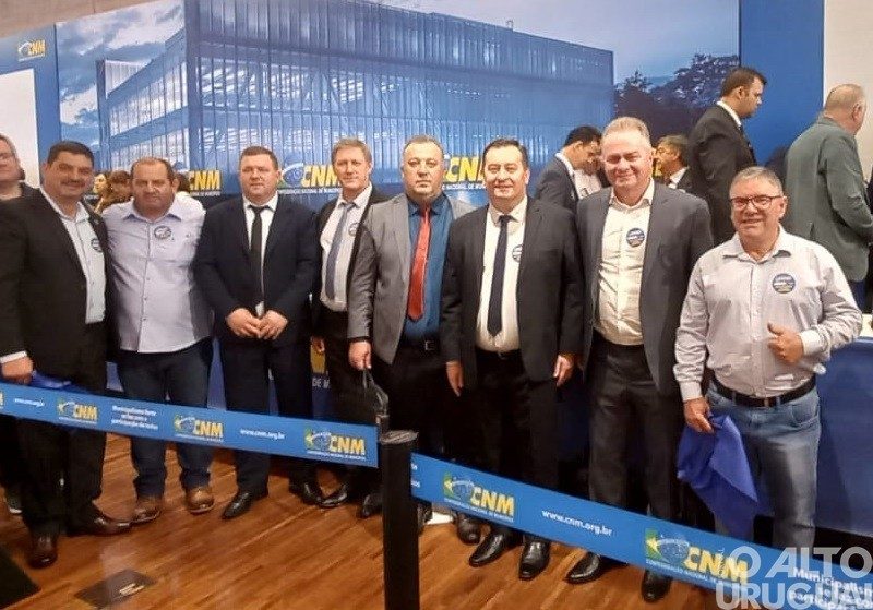 Prefeitos da região participam de mobilização da Confederação Nacional dos Municípios