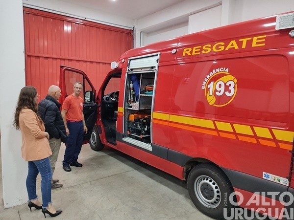 Vereadores de FW realizam visita ao Corpo de Bombeiros