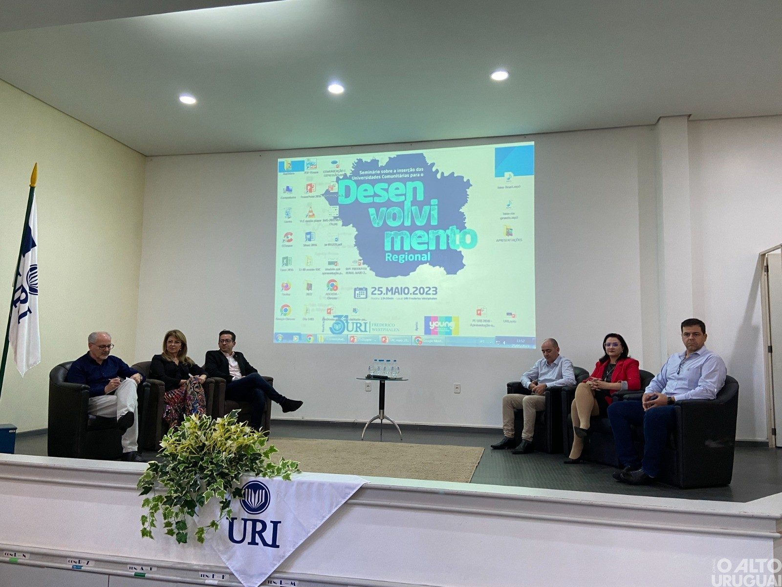 URI/FW promove Seminário sobre Universidades Comunitárias com lideranças estaduais