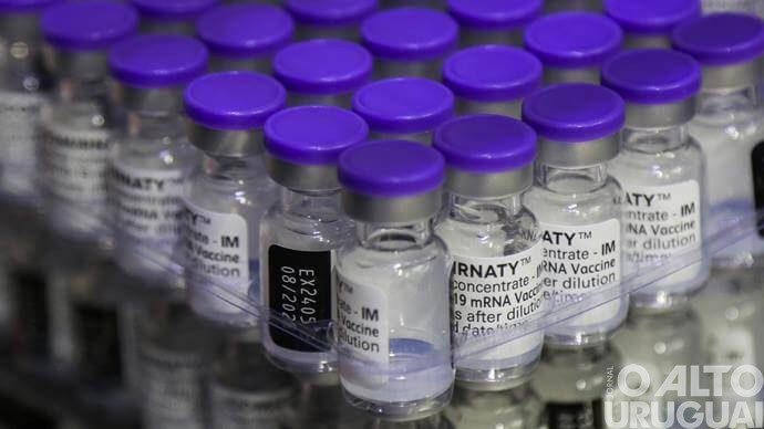 Anvisa aprova inclusão de nova fábrica da vacina da Pfizer