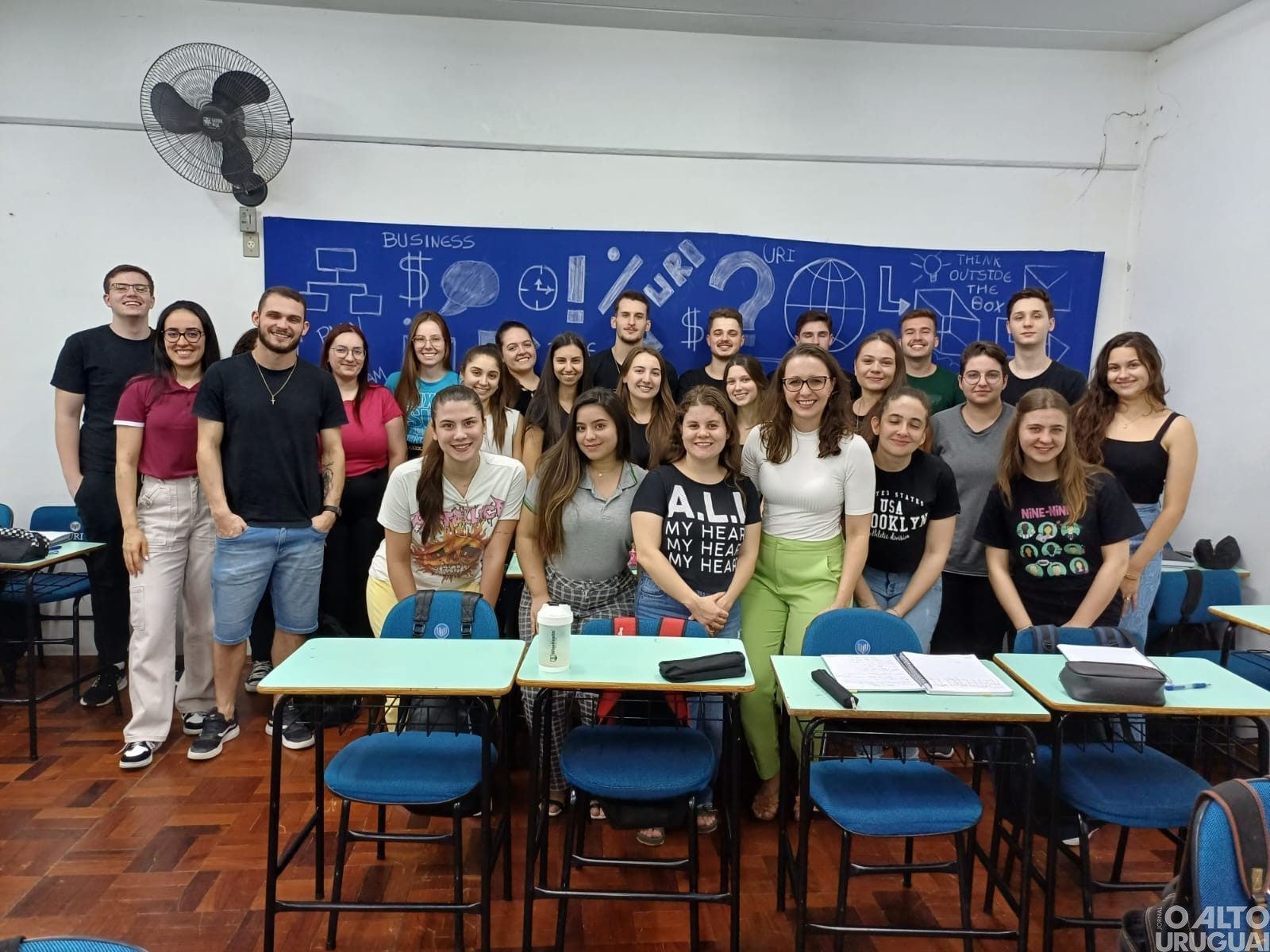 Estudantes conduzem estudo em 29 empresas da região
