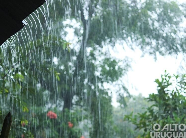 Grandes volumes de chuva devem atingir o RS neste fim de semana