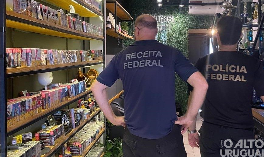 PF deflagra operação de combate ao contrabando de cigarros eletrônicos