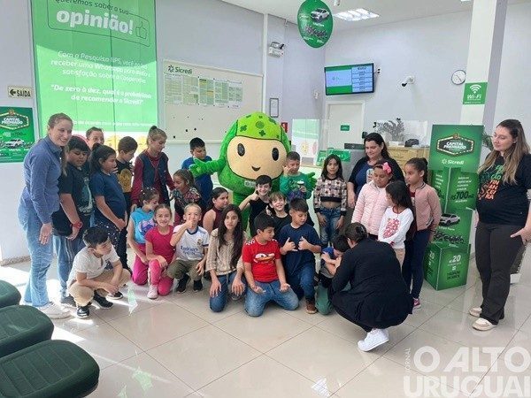 Sicredi Conexão impacta mais de 7 mil pessoas durante a Semana ENEF