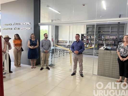 Biblioteca pública de Rodeio Bonito é inaugurada em novo espaço