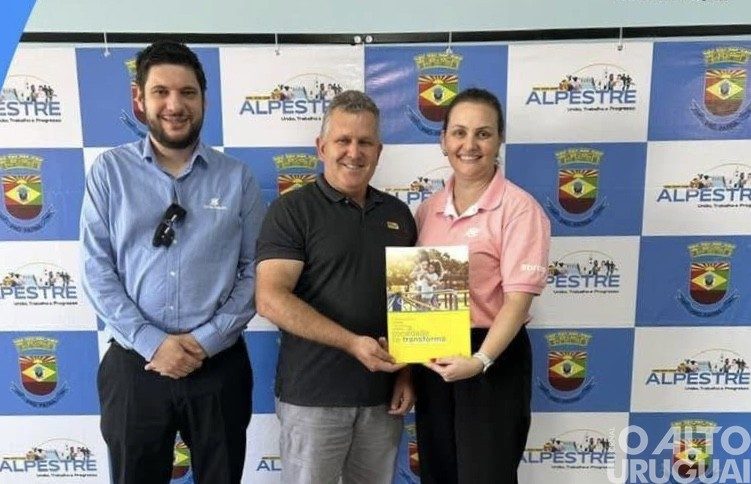 Prefeito de Alpestre recebe agentes do Banco do Brasil em visita institucional