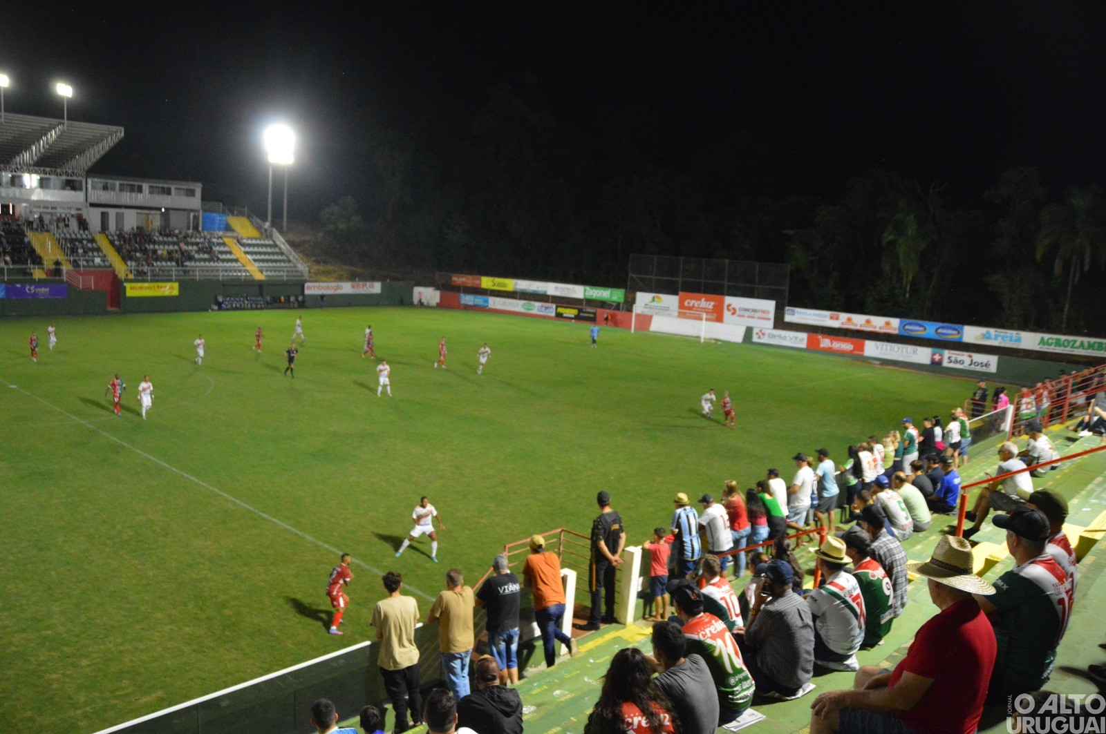 União-FW perde em estreia