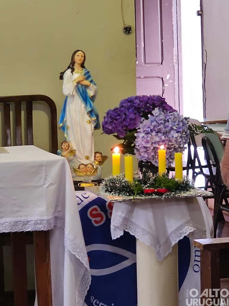 Missa campal do Dia de Nossa Senhora da Imaculada Conceição é realizada