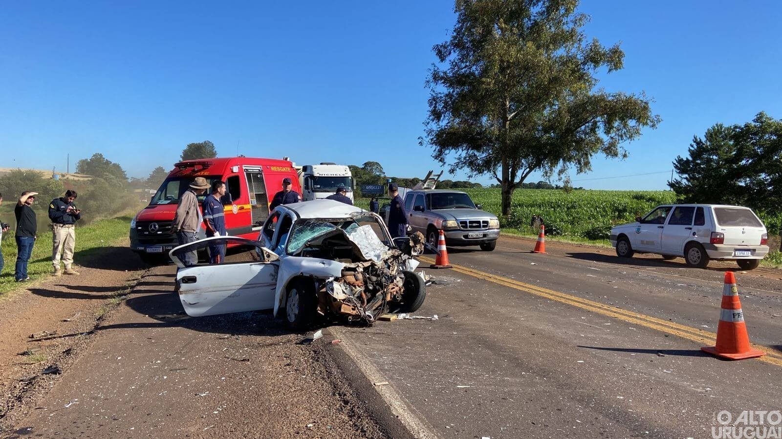 Homem e mulher morrem em acidente na BR-386