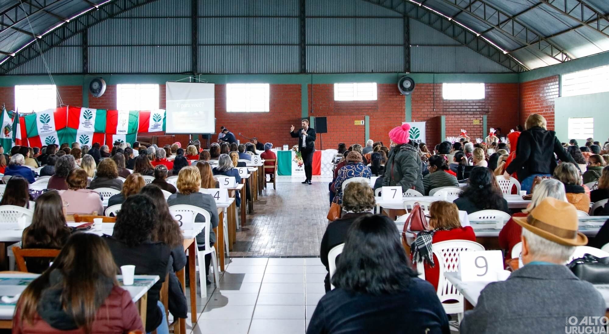 Sicredi apoia evento que valoriza as mulheres do setor agro