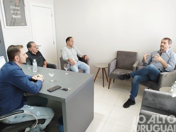 Presidente da Acsurs visita Câmara de Vereadores de FW