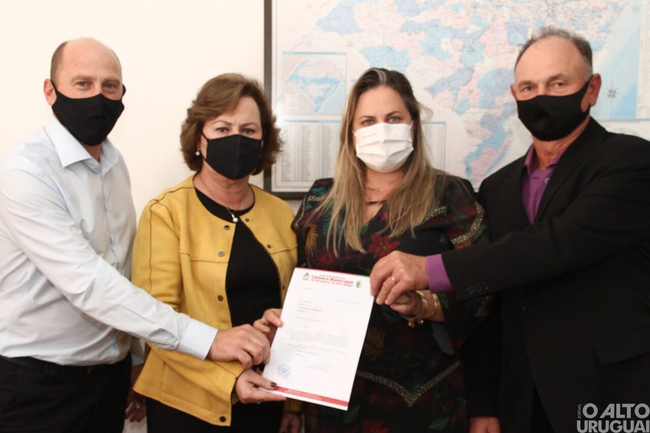 Vereadores de Vista Alegre solicitam emendas na capital do Estado