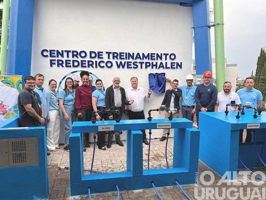 Corsan inaugura Centro de Treinamentos em FW para qualificar serviços de água