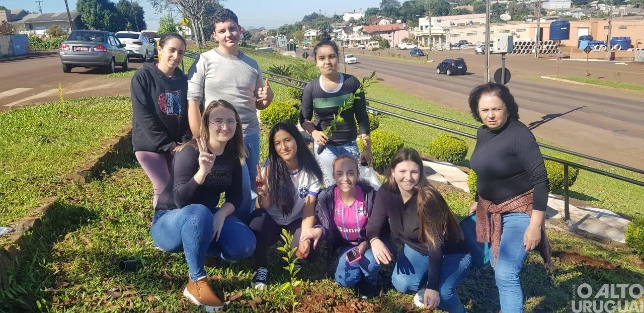 Escolas da 20ª CRE realizam atividades alusivas ao Dia Mundial do Meio Ambiente