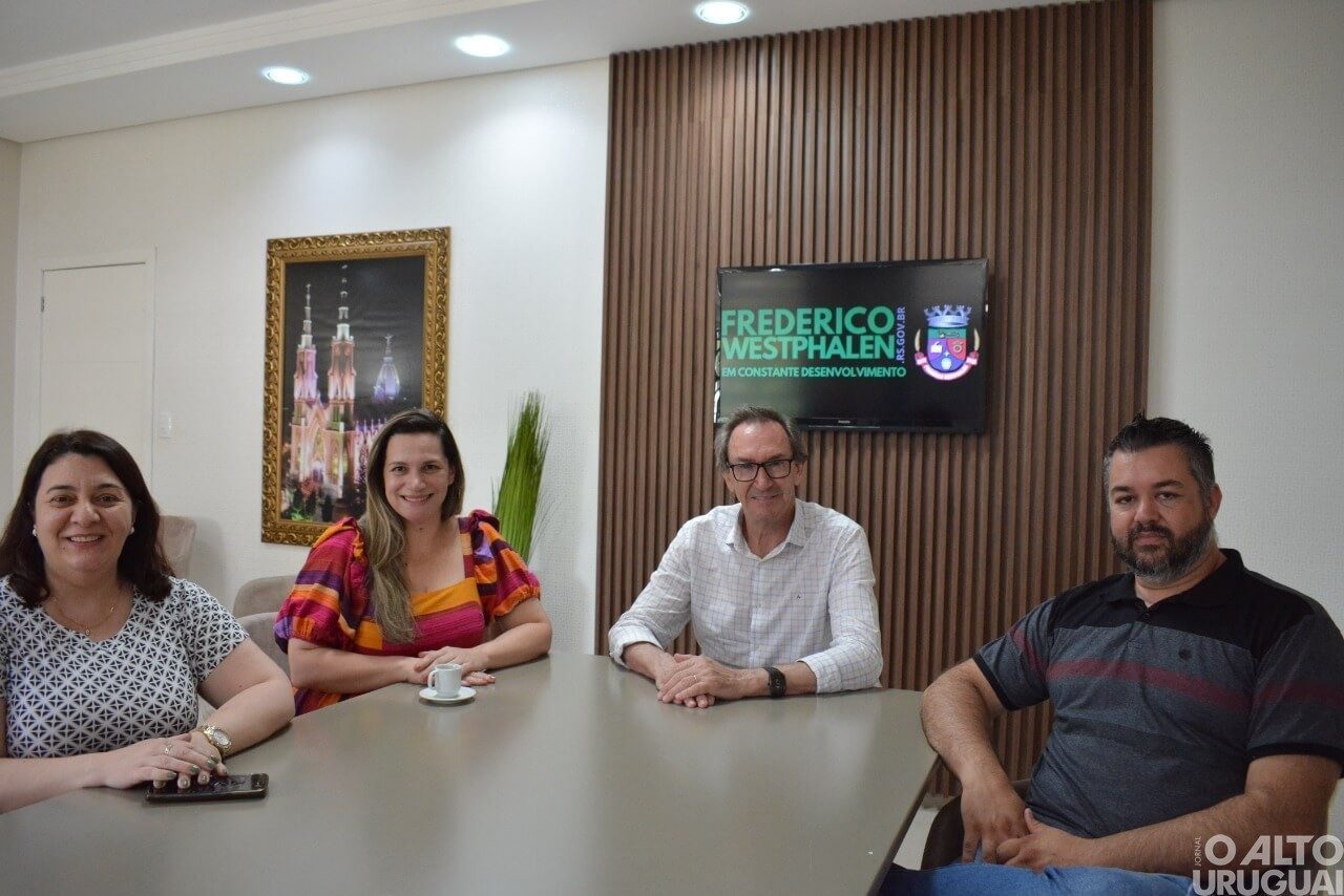 Michelle Cristovao reforça equipe da Saúde de FW