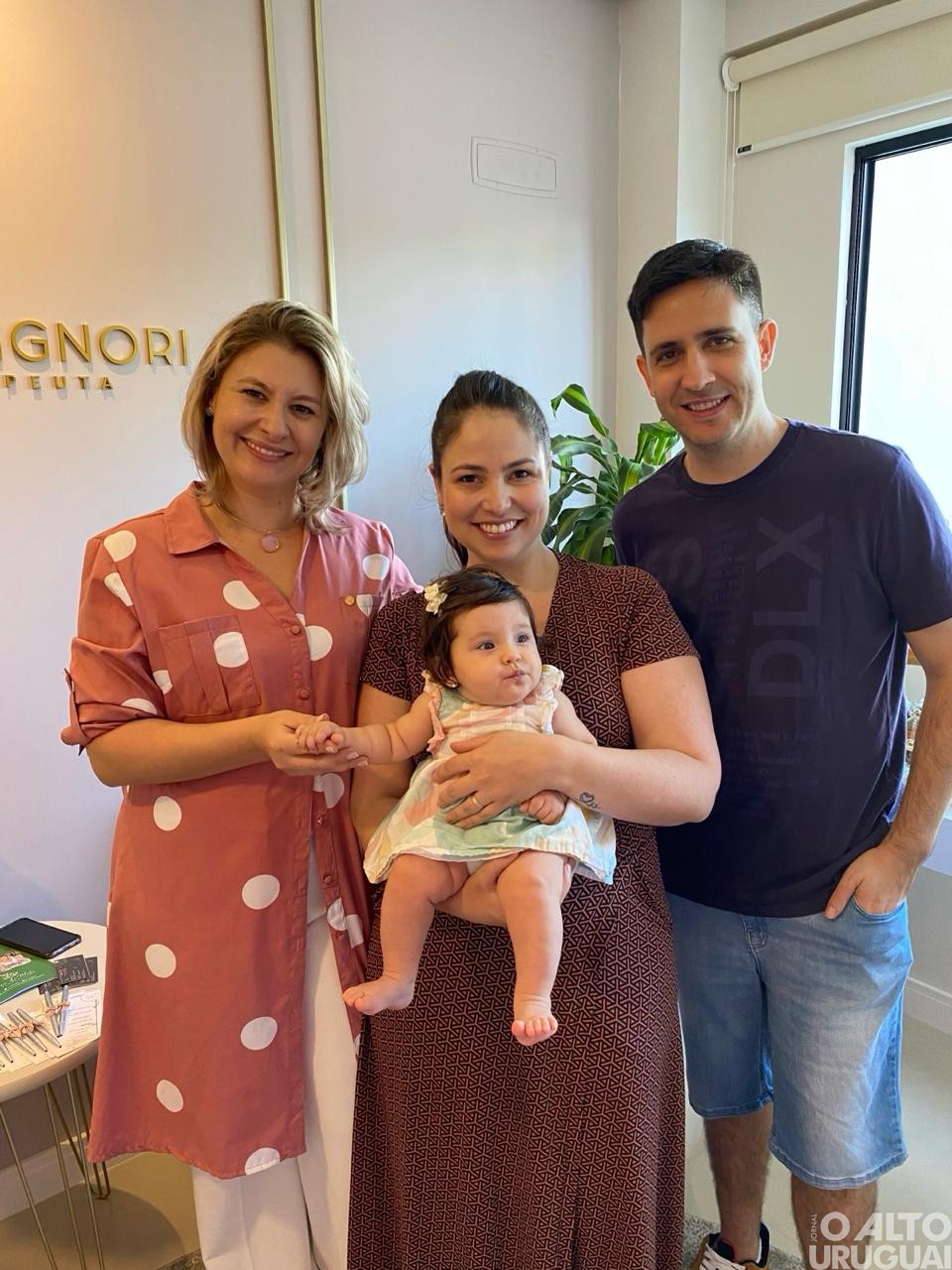 Tatieli Peixoto Signori reinaugura consultório em FW
