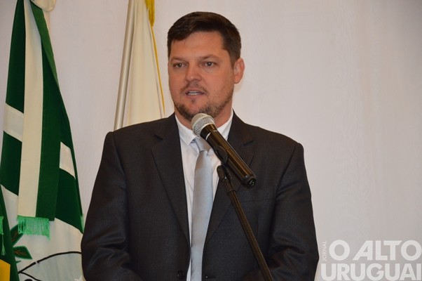 Câmara de Vereadores de Seberi homenageia pioneiros