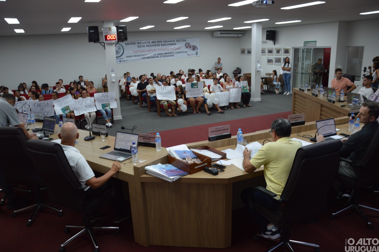 AUNP-RS realiza protesto pacífico em FW