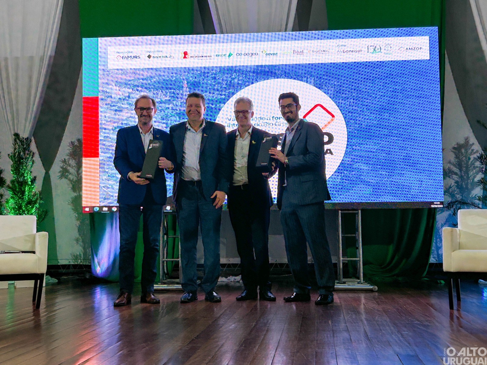 Famurs elenca temas importantes para o desenvolvimento dos municípios em evento
