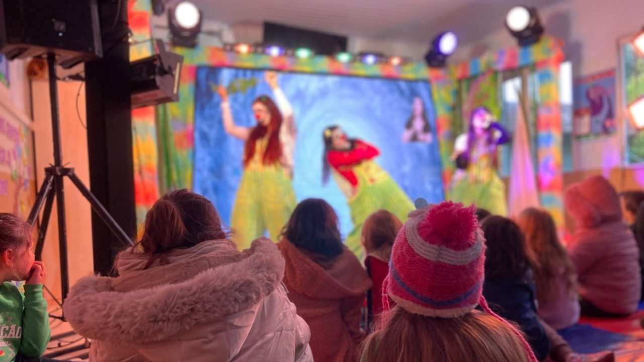 (Foto: Cia Palco Sobre Lona)