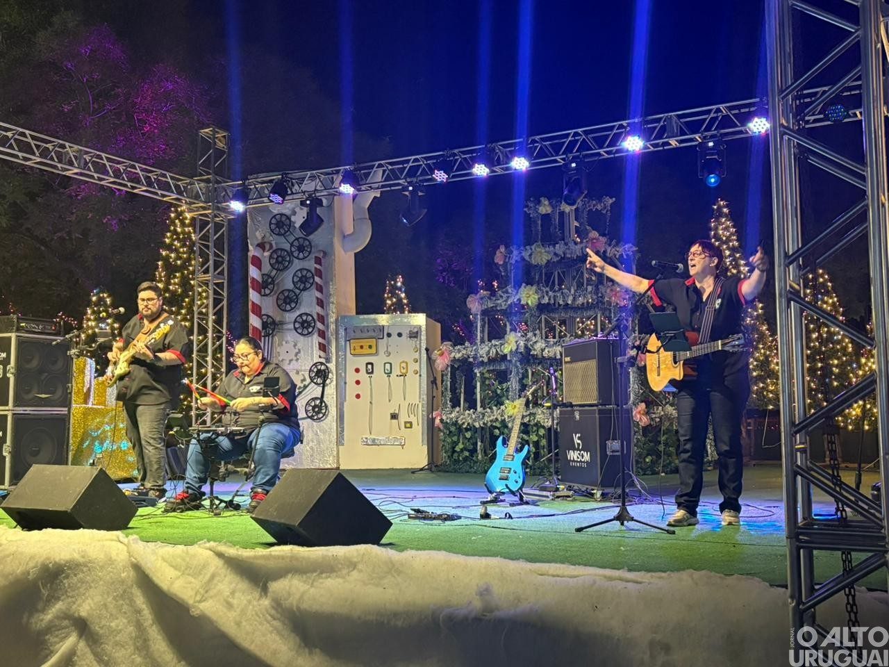 Música marca noite de terça-feira do Frederico em Luz