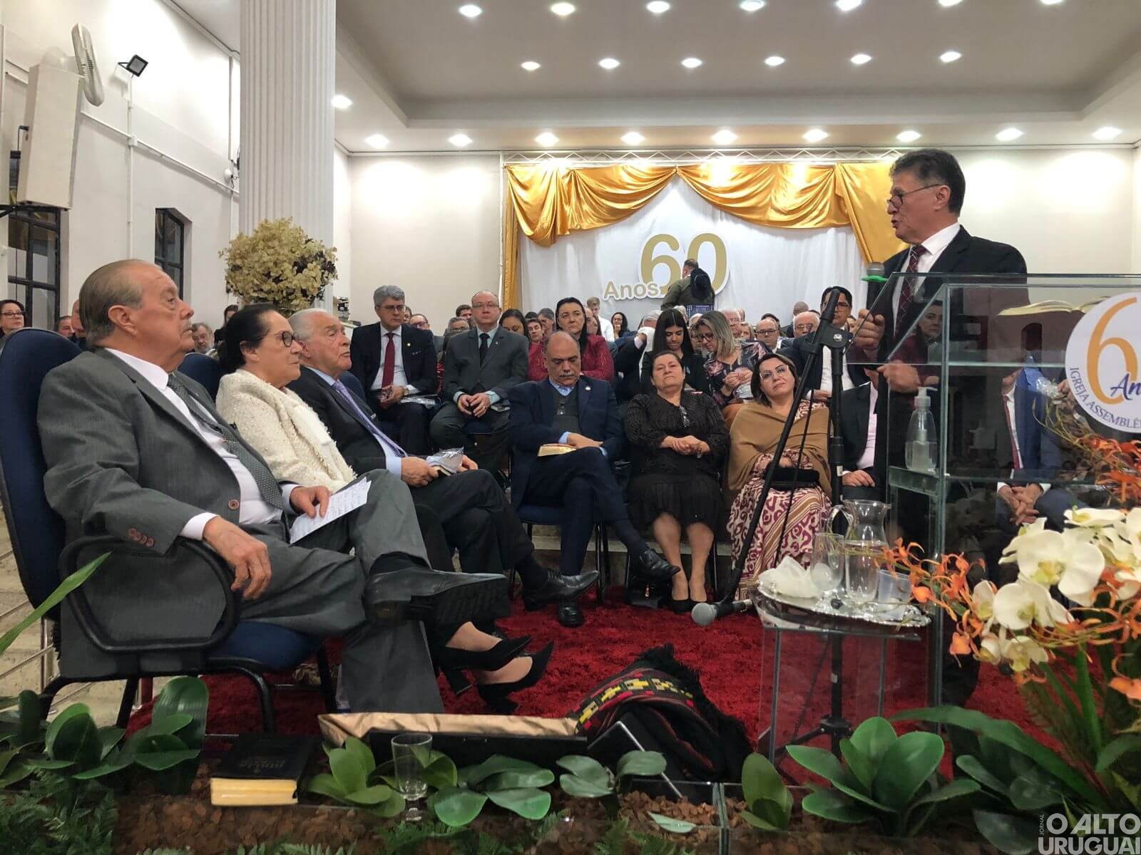 Pastor Pery Brizolla é homenageado em culto