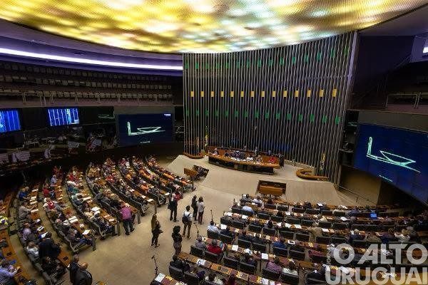 Saiba como funciona a divisão de vagas para deputados federais e estaduais