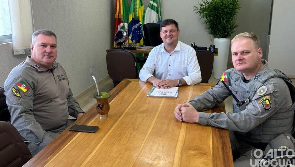 Prefeito de Seberi recebe o novo comandante do 37º BPM