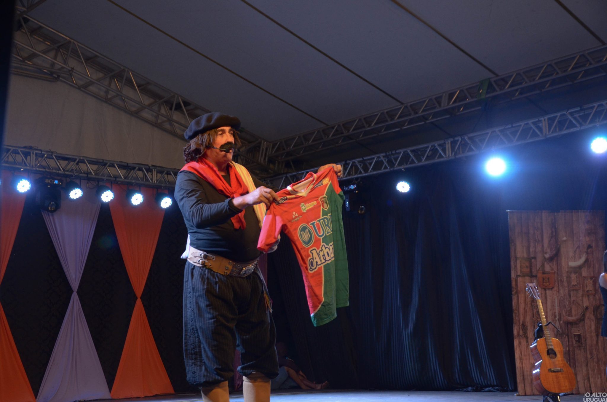 Guri de Uruguaiana se apresenta no Bureau Cultural