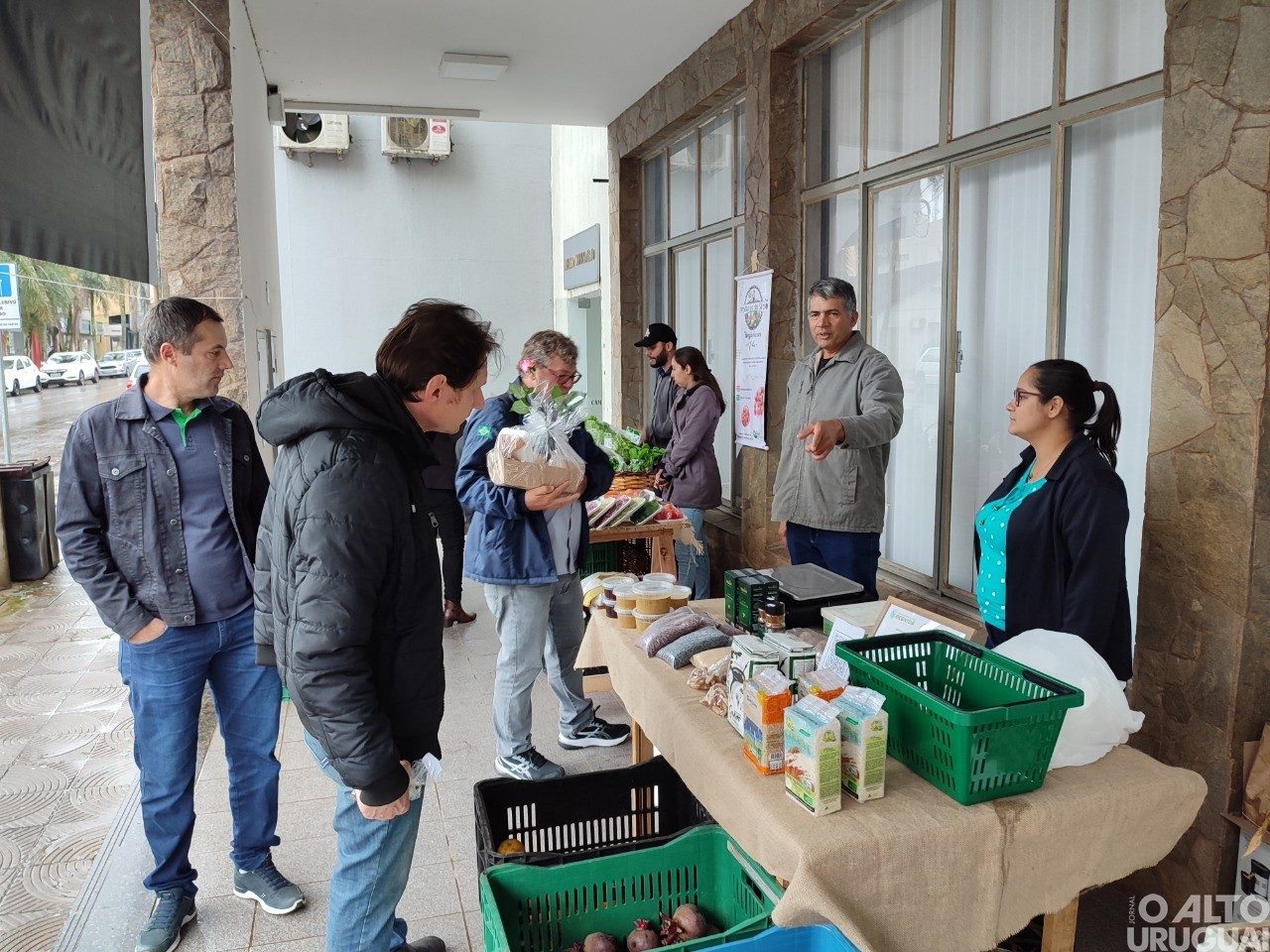 Feirinha Agroecológica é realizada durante evento sobre o Dia Mundial da Alimentação