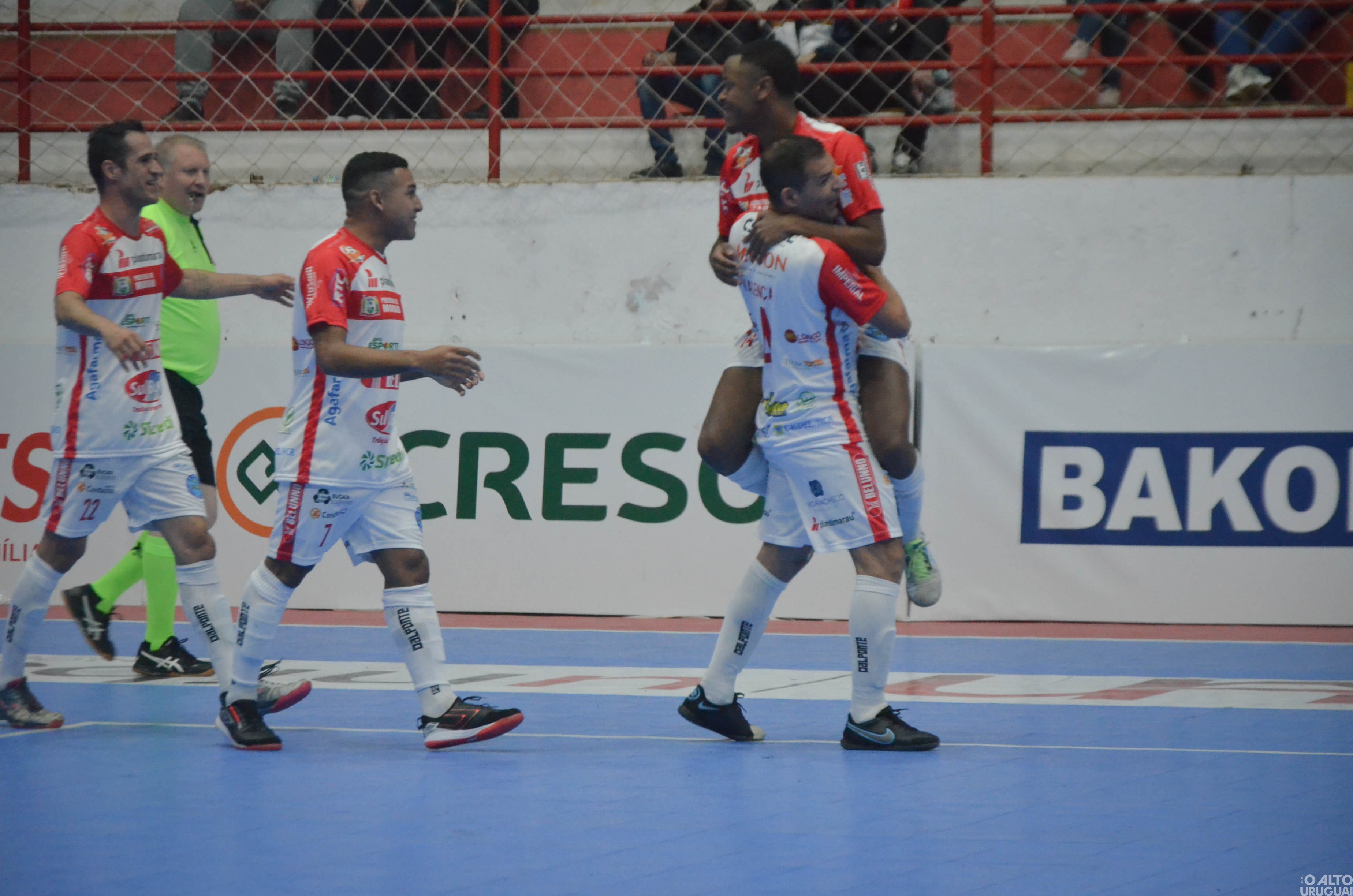 Guarani vira o jogo e estreia com vitória no Gauchão Série A