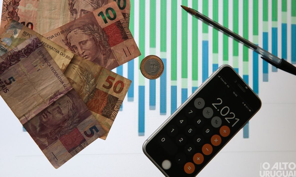 Segunda parcela do 13º deve ser paga até esta segunda-feira