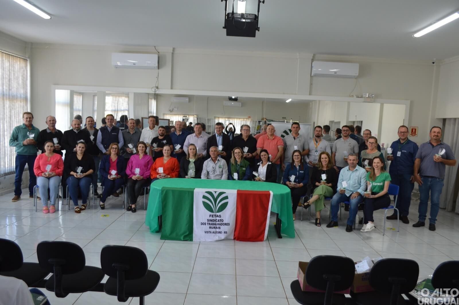 Encontro do STR e Mostra da Terneira marcam Feirão de Negócios do Sicredi em Vista Alegre